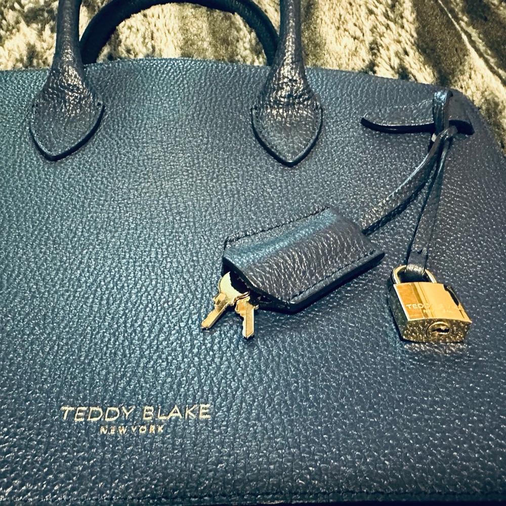 Gorgeous Teddy Blake Navy Blue Leather Tote